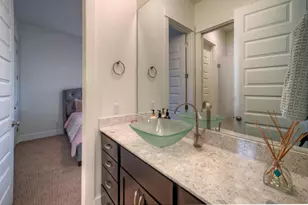 106 Bisset Ct, Austin, TX 78738 - Photo 32