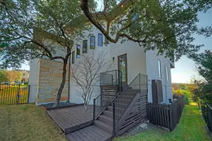 106 Bisset Ct, Austin, TX 78738 - Photo 38