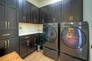 106 Bisset Ct, Austin, TX 78738 - Photo 26