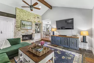10504 Wagon Gap Dr, Austin, TX 78750 - Photo 12