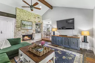 10504 Wagon Gap Dr, Austin, TX 78750 - Photo 10