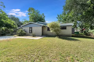 1130 Bois D'Arc St, Lockhart, TX 78644 - Photo 1