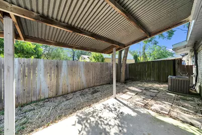 1130 Bois D'Arc St, Lockhart, TX 78644 - Photo 18