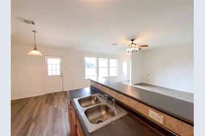 506 Gettysburg Loop, Elgin, TX 78621 - Photo 22