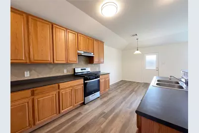 506 Gettysburg Loop, Elgin, TX 78621 - Photo 20