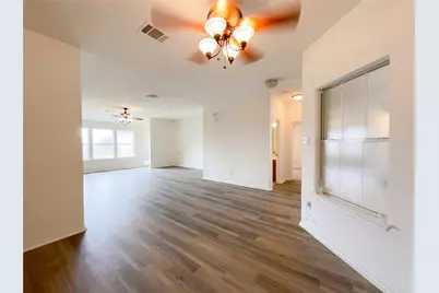 506 Gettysburg Loop, Elgin, TX 78621 - Photo 24