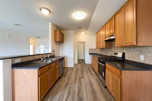 506 Gettysburg Loop, Elgin, TX 78621 - Photo 2