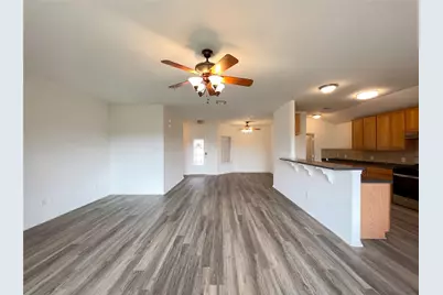 506 Gettysburg Loop, Elgin, TX 78621 - Photo 14