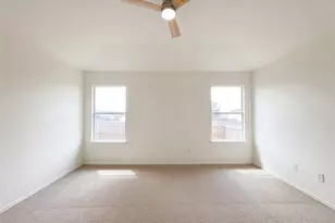 506 Gettysburg Loop, Elgin, TX 78621 - Photo 4