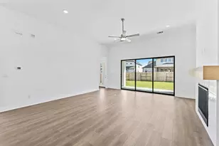 116 Uphill Dr, Liberty Hill, TX 78642 - Photo 8