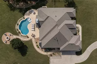 893 Blue Ridge Dr, Dripping Springs, TX 78620 - Photo 2