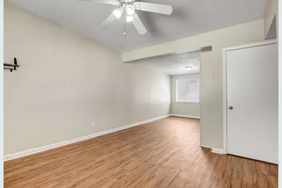 2408 Longview Street #211, Austin, TX 78705 - Photo 22