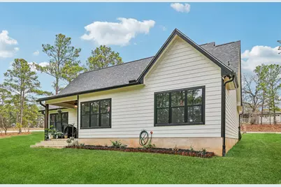 106 Kahuku Court, Bastrop, TX 78602 - Photo 4