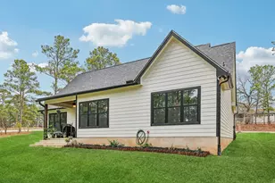 106 Kahuku Ct, Bastrop, TX 78602 - Photo 4