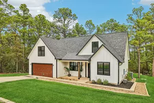 106 Kahuku Ct, Bastrop, TX 78602 - Photo 2