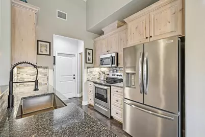 106 Kahuku Court, Bastrop, TX 78602 - Photo 16