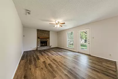7000 Whispering Oaks Drive, Austin, TX 78745 - Photo 4