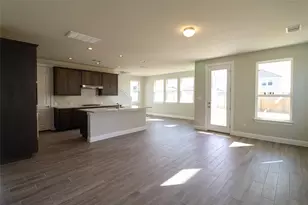 105 Bent Trl Ln, Georgetown, TX 78628 - Photo 4