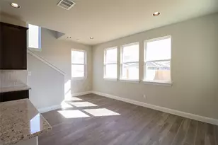 105 Bent Trl Ln, Georgetown, TX 78628 - Photo 6