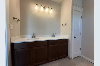 13529 Muny Parkway, Elgin, TX 78621 - Photo 26