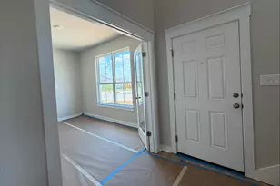 13529 Muny Pkwy, Elgin, TX 78621 - Photo 32