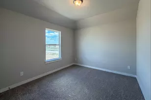 13529 Muny Pkwy, Elgin, TX 78621 - Photo 22