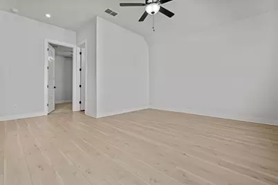 19520 Diversion Circle, Lago Vista, TX 78645 - Photo 12