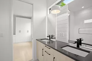 2215 S 3rd St, Austin, TX 78704 - Photo 32