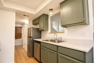 8807 Springmail Cir, Austin, TX 78729 - Photo 8