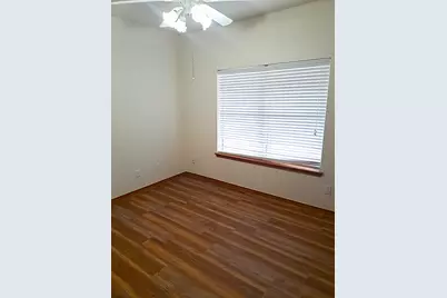 109 Davis Drive, Thorndale, TX 76577 - Photo 12