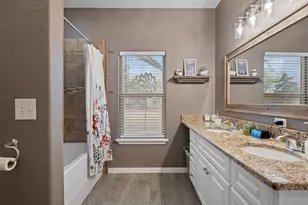 1131 E Fannin St, Luling, TX 78648 - Photo 16