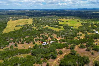 707 Ranch Road 1320, Johnson City, TX 78636 - Photo 4