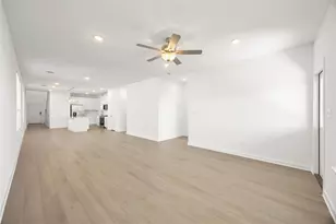224 Groveland Dr, Liberty Hill, TX 78642 - Photo 6