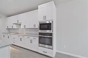 136 Scenic Hills Cir, Georgetown, TX 78628 - Photo 10