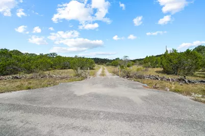 700 Rolling Hills Drive, Wimberley, TX 78676 - Photo 20