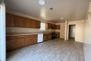 13012 Lofton Cliff Dr, Del Valle, TX 78617 - Photo 8