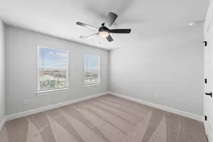 9312 Gladsome Path, Manor, TX 78653 - Photo 12