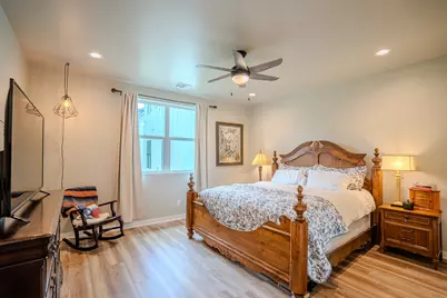 2320 Kellie Brooke Road, Spicewood, TX 78669 - Photo 10