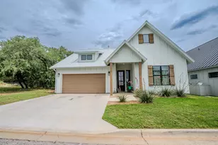 2320 Kellie Brooke Rd, Spicewood, TX 78669 - Photo 1