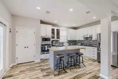 2325 Golden Gate Park, Austin, TX 78732 - Photo 10