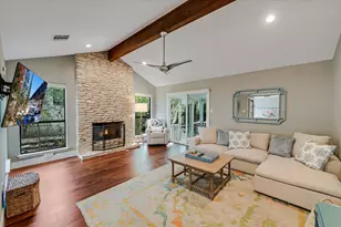 8121 Raintree Pl, Austin, TX 78759 - Photo 6