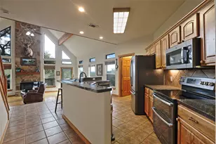 601 Echo Dr, Spicewood, TX 78669 - Photo 14