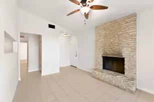 1012 Fieldwood Dr, Austin, TX 78758 - Photo 4