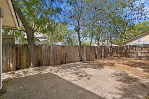 1012 Fieldwood Dr, Austin, TX 78758 - Photo 16