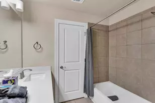 129 Birkshire Dr, Georgetown, TX 78626 - Photo 32