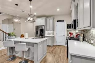 129 Birkshire Dr, Georgetown, TX 78626 - Photo 6