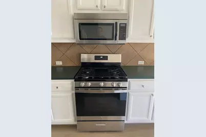 18704 Dry Pond Drive, Pflugerville, TX 78660 - Photo 12