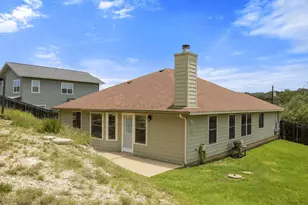 714 Newport Dr, Briarcliff, TX 78669 - Photo 24