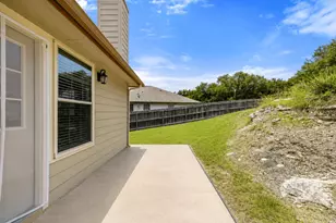 714 Newport Dr, Briarcliff, TX 78669 - Photo 22