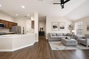714 Newport Dr, Briarcliff, TX 78669 - Photo 6